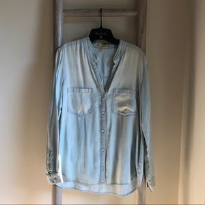 Cloth & Stone Blue Button Down Frayed Shirt Size M